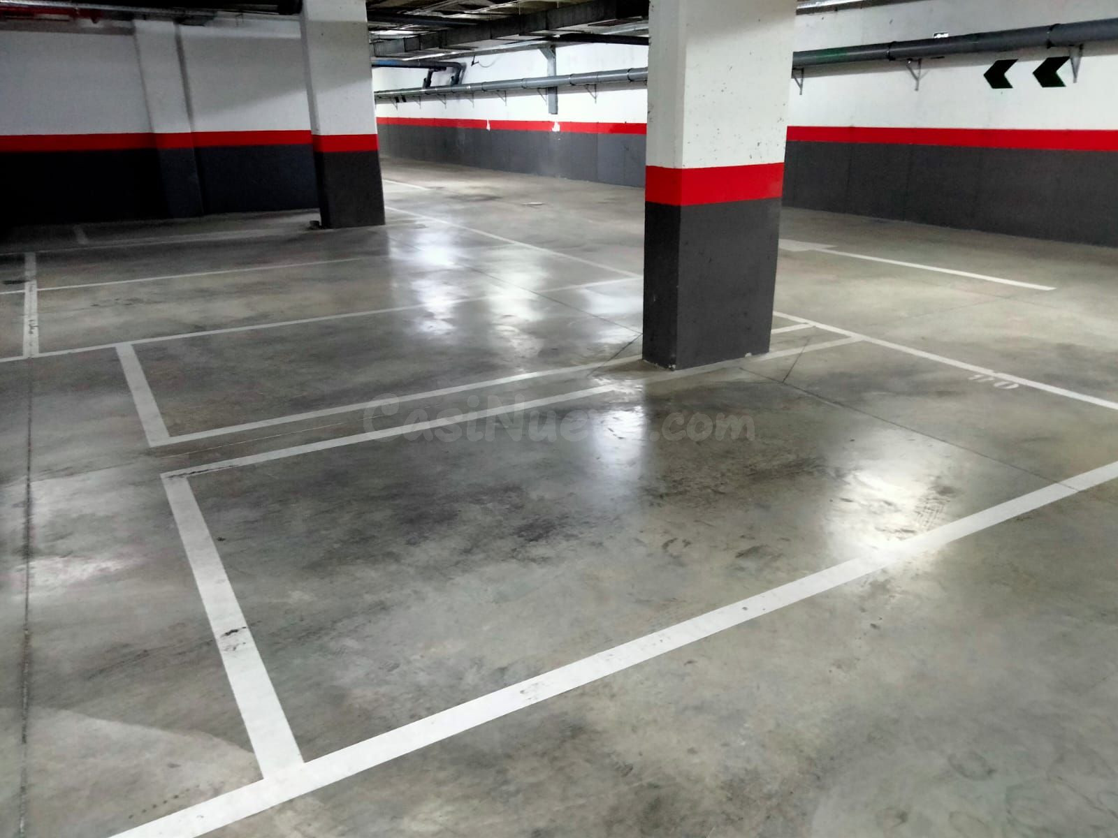 Se vende plaza de garaje en polígono industrial de la Carpet
