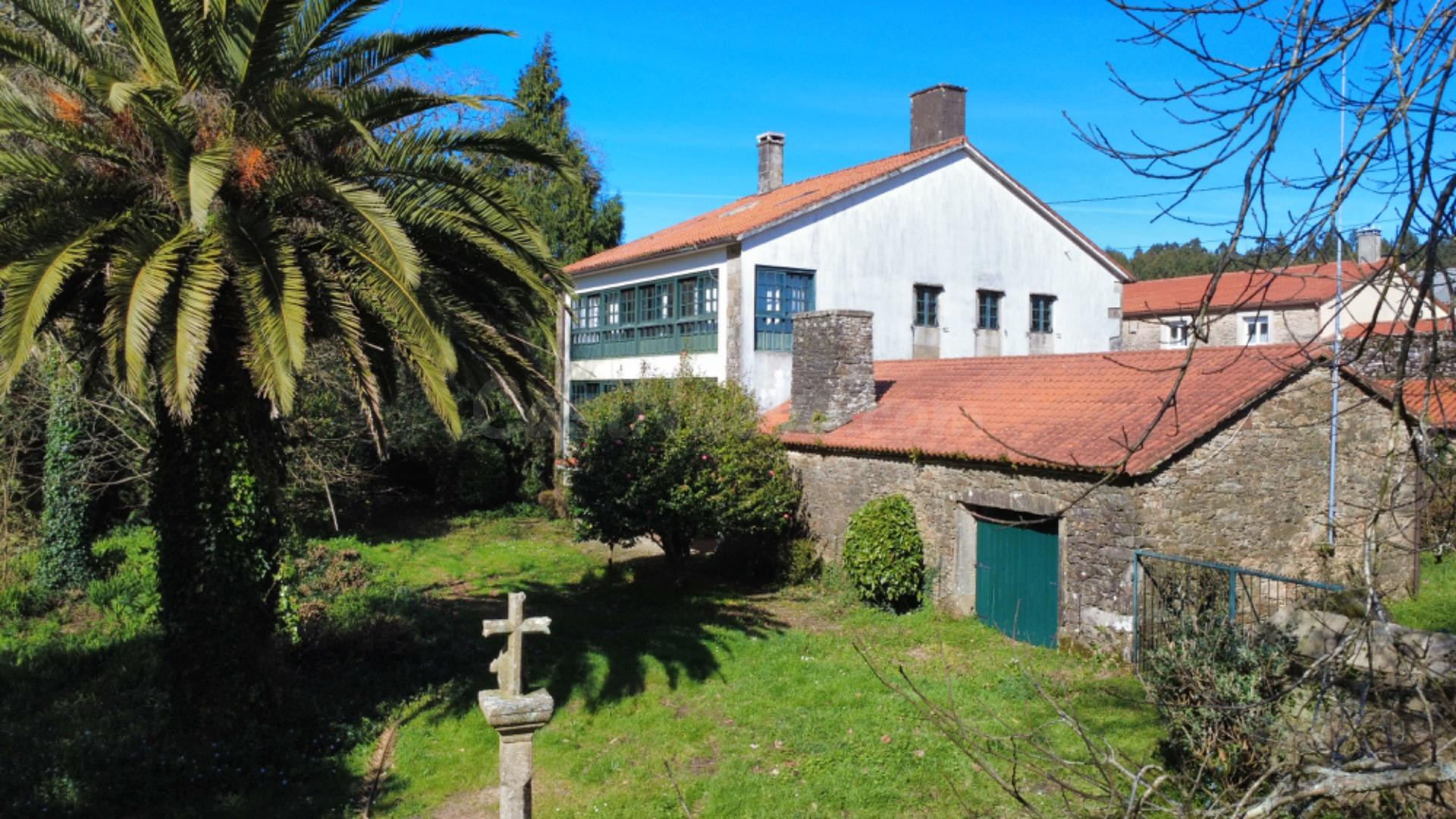Casona señorial histórica en plena naturaleza – una joya arq - foto 4