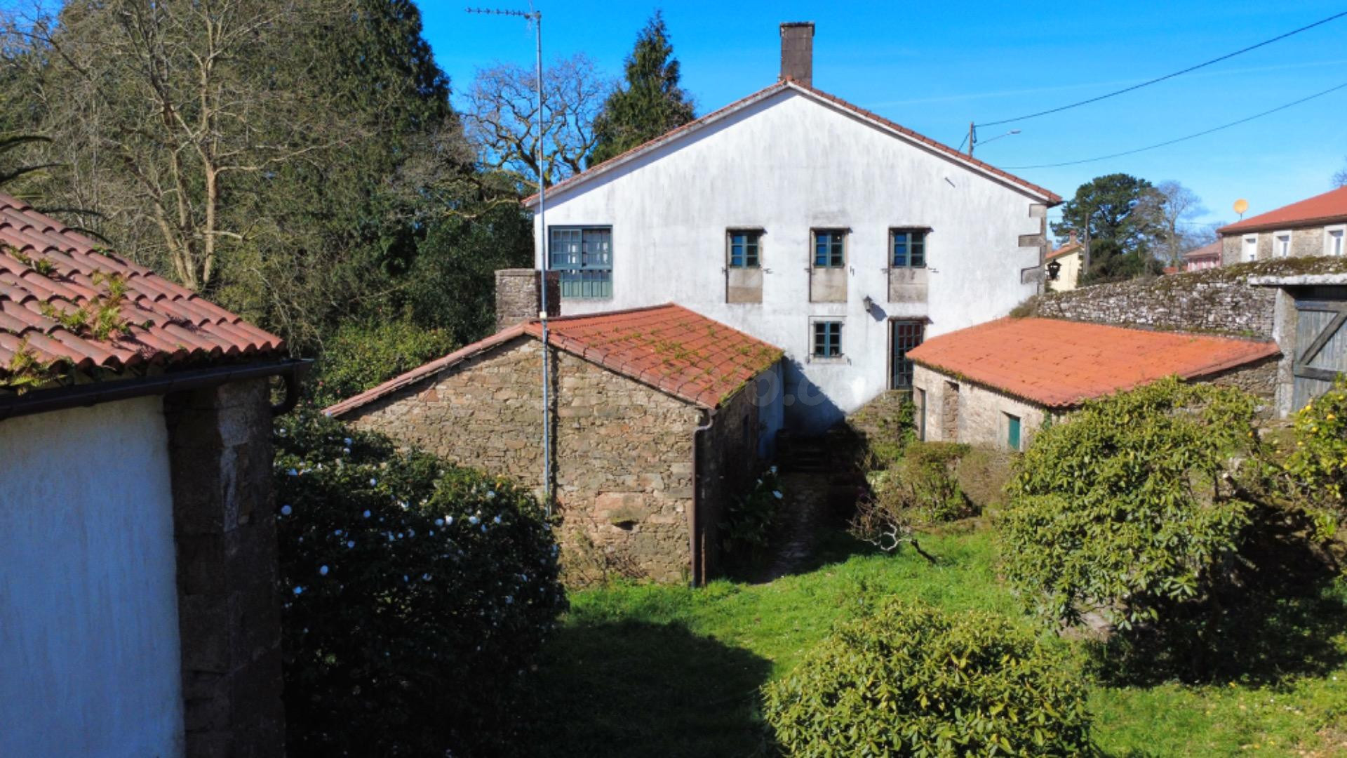 Casona señorial histórica en plena naturaleza – una joya arq - foto 5