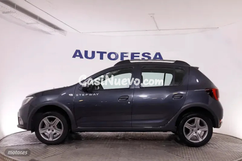 Dacia Sandero - foto 10