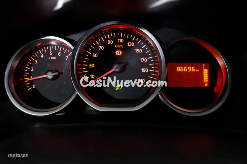 Dacia Sandero - foto 13