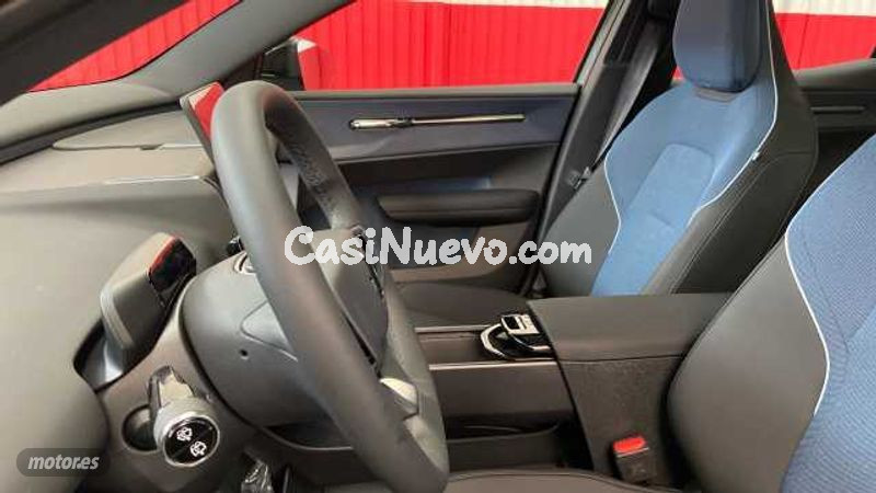 Volvo EX30 - foto 10