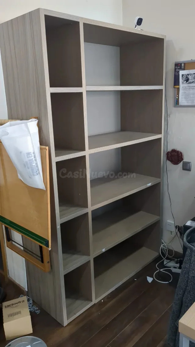 Estantería modular de madera