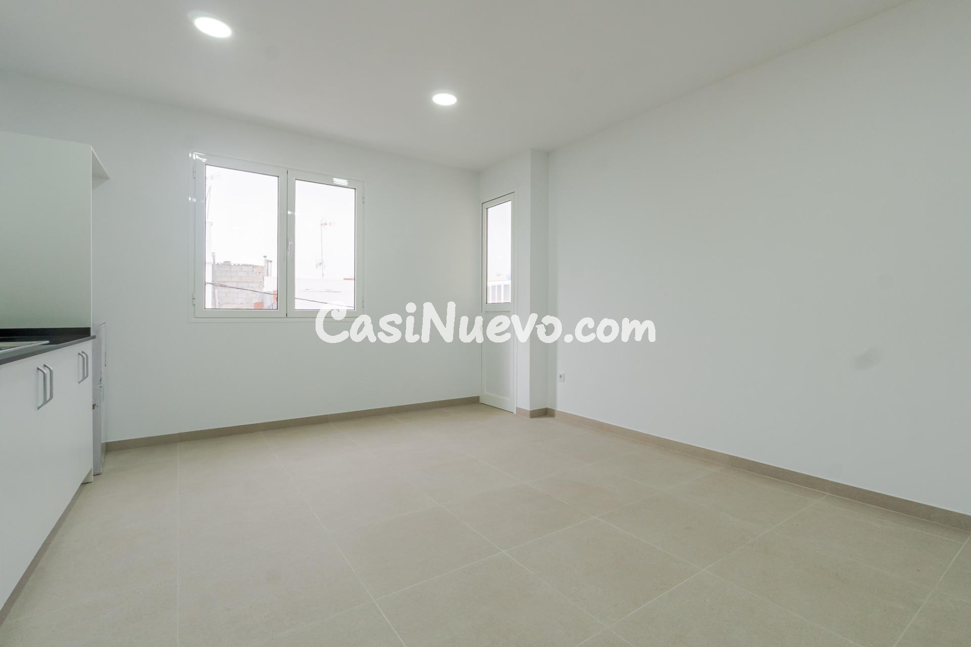 Piso reformado a estrenar en Carretería – Moya - foto 2