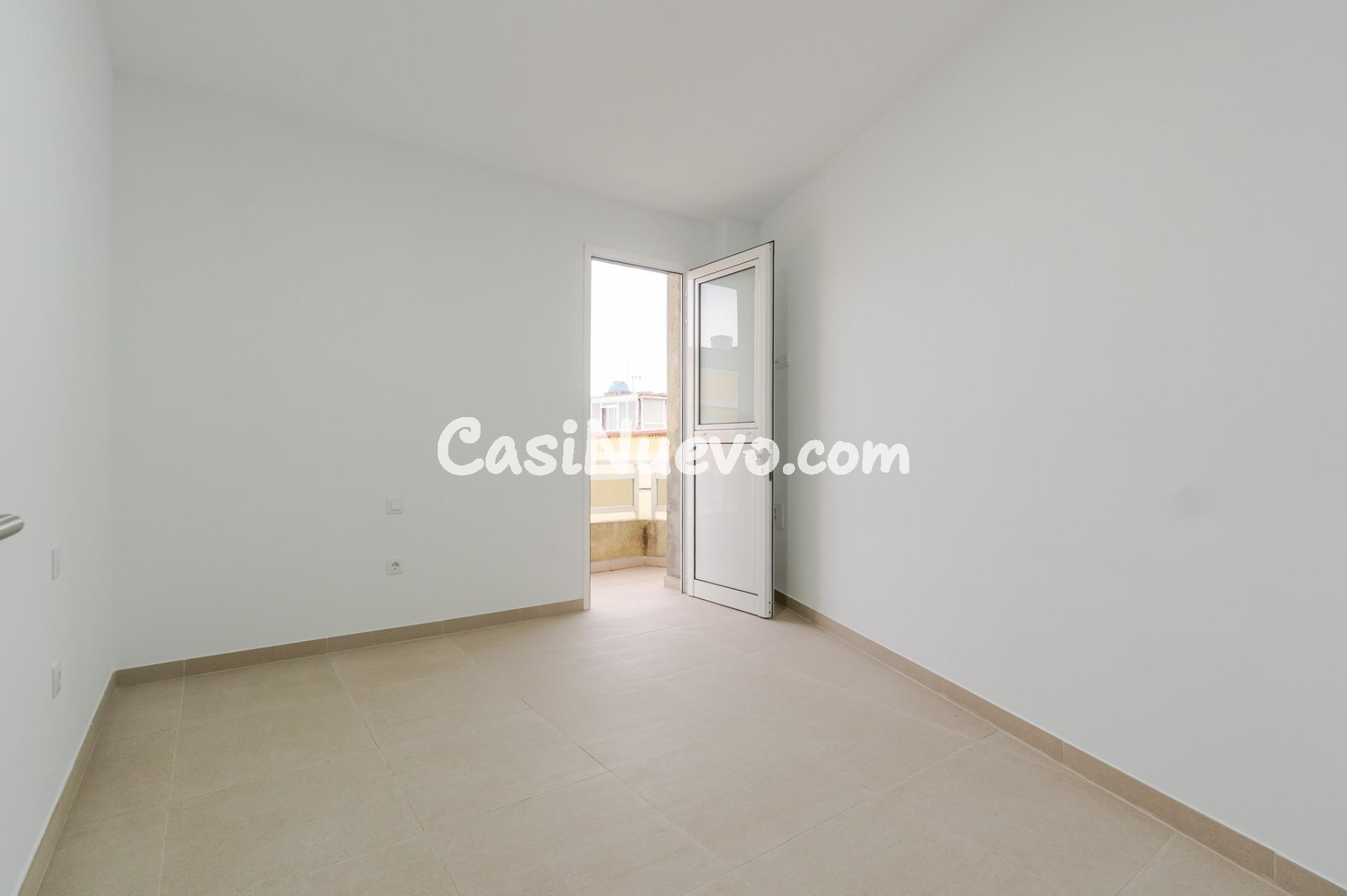 Piso reformado a estrenar en Carretería – Moya - foto 6