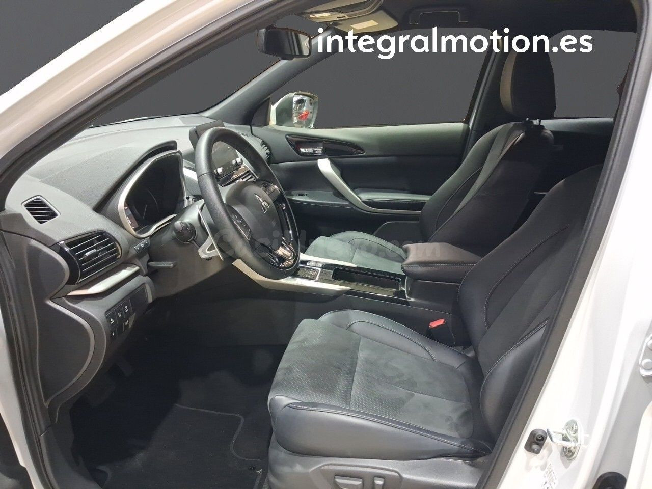 Mitsubishi Eclipse Cross PHEV Kaiteki 4WD - foto 6