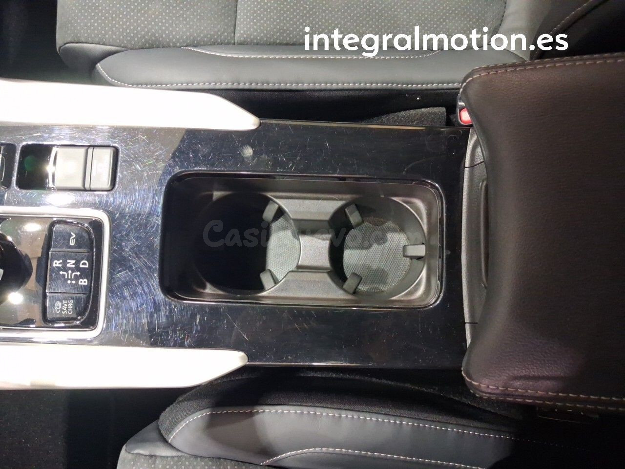 Mitsubishi Eclipse Cross PHEV Kaiteki 4WD - foto 21