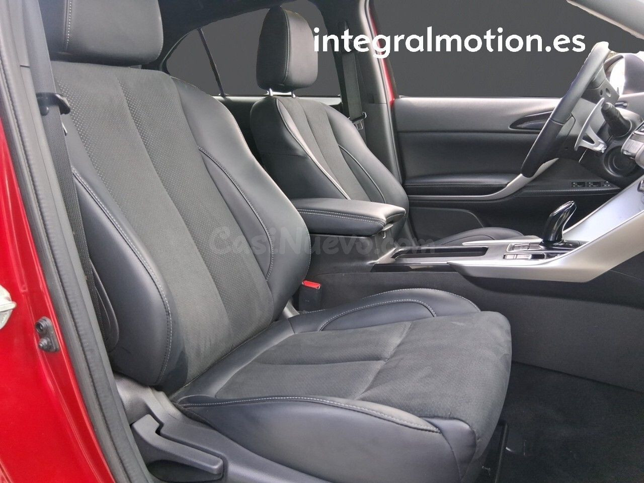 Mitsubishi Eclipse Cross PHEV Kaiteki 4WD - foto 9