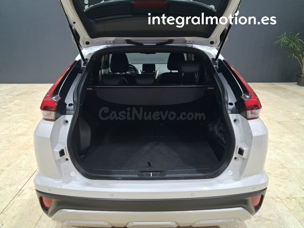 Mitsubishi Eclipse Cross PHEV Kaiteki 4WD - foto 29