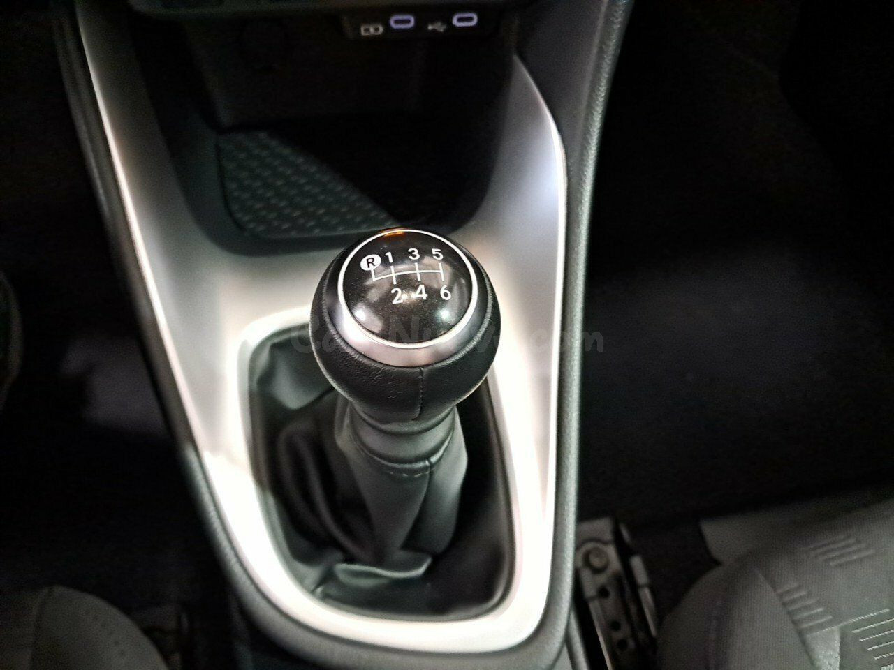 Toyota Yaris 1.5 125 S-Edition - foto 18