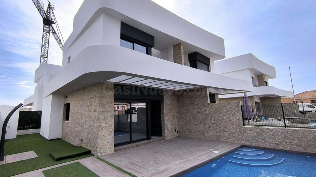Venta de villa en Los montesinos, de 99m2 con 2 dormitorios  - foto 2