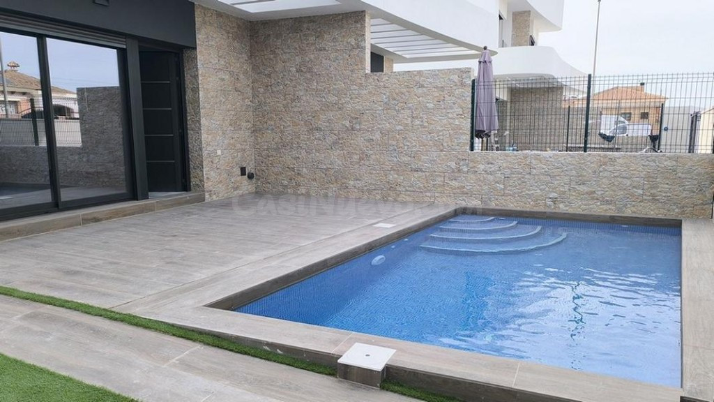Venta de villa en Los montesinos, de 99m2 con 2 dormitorios  - foto 5