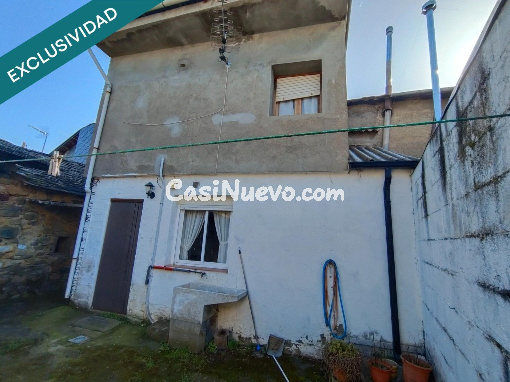 Casa, bodega y patio en Villamartín de la Abadía - foto 5