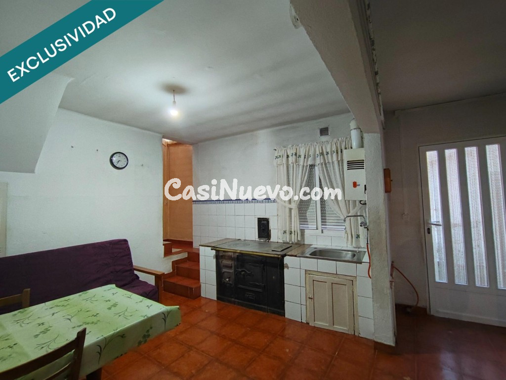 Casa, bodega y patio en Villamartín de la Abadía - foto 19