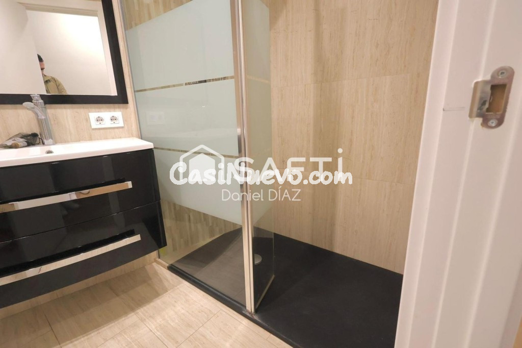 Piso en el canal de Empuriabrava. - foto 11