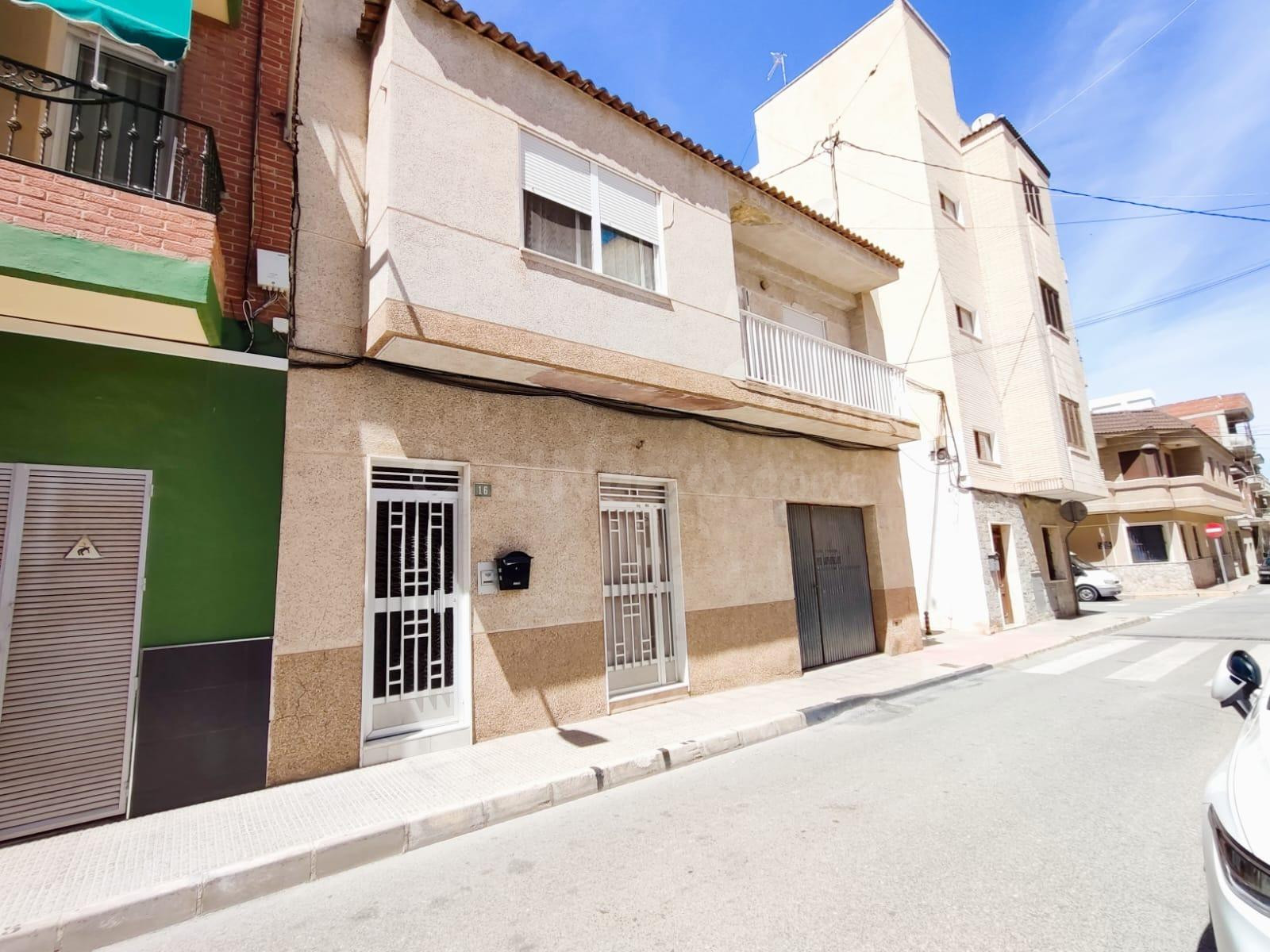 Fantástica casa de pueblo en el centro de Rojales, Alicante,