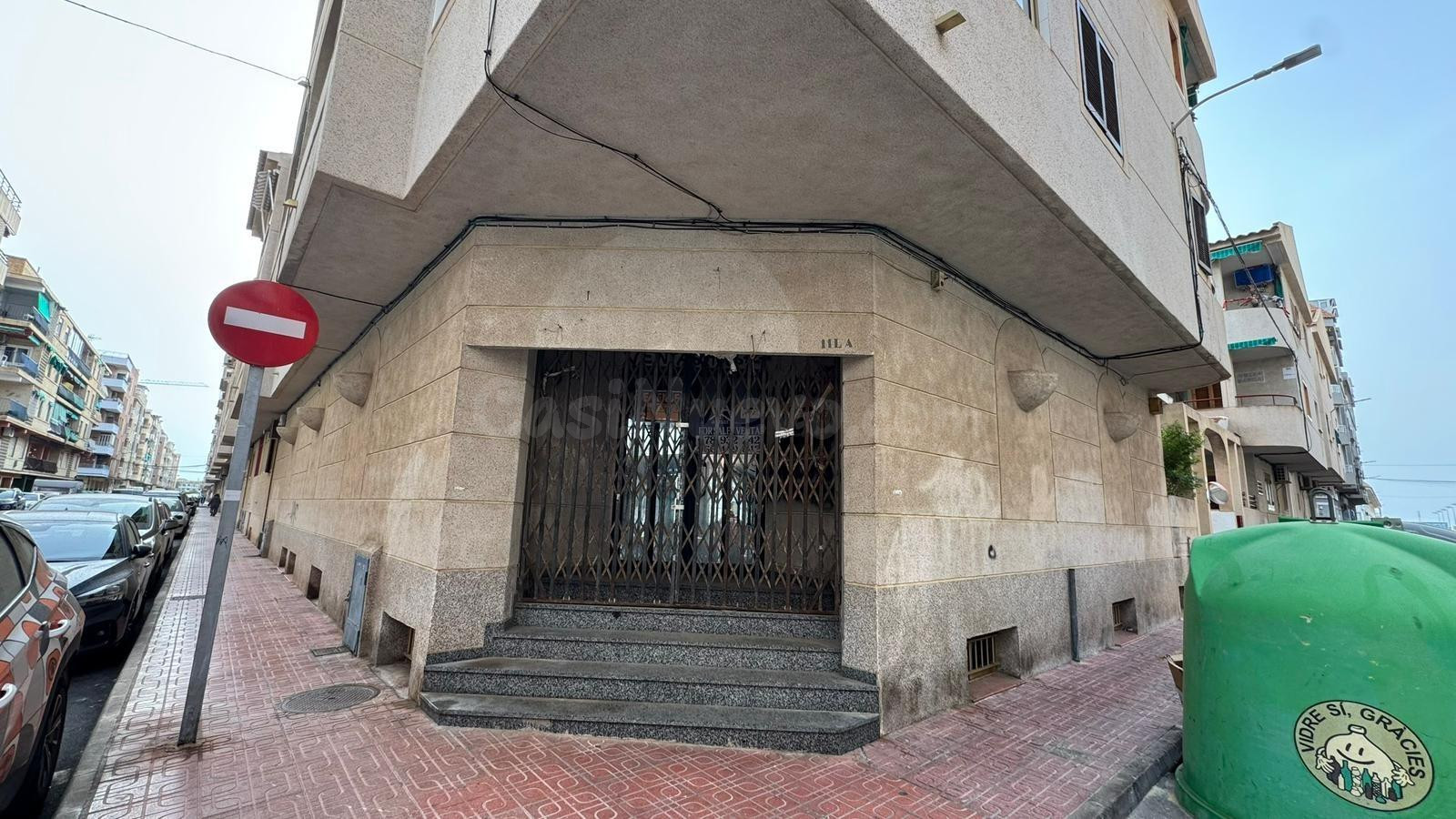 Local comercial con posibilidad de cambio de uso a vivienda 