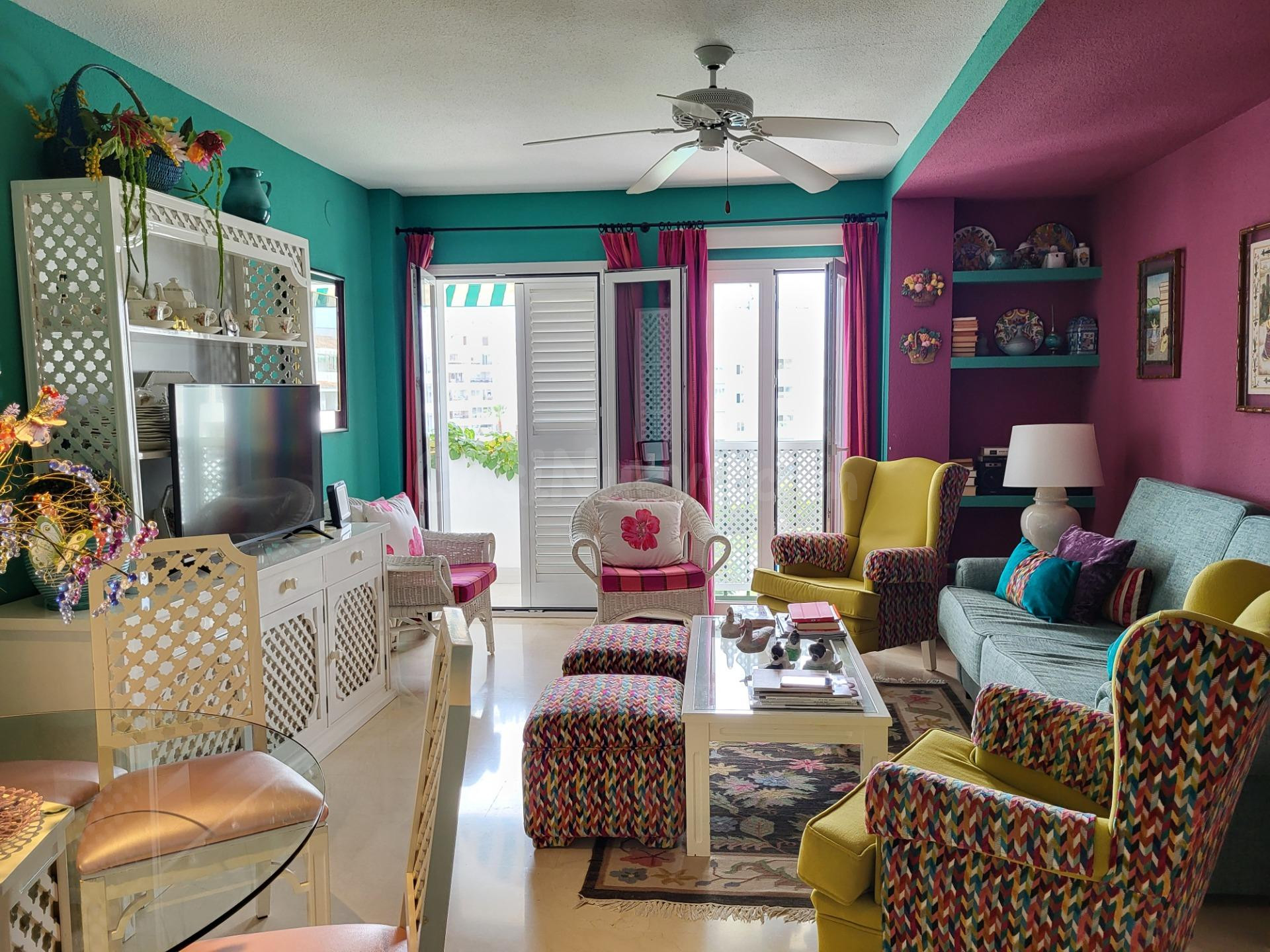 Fantástico apartamento de dos amplias habitaciones y dos bañ - foto 2