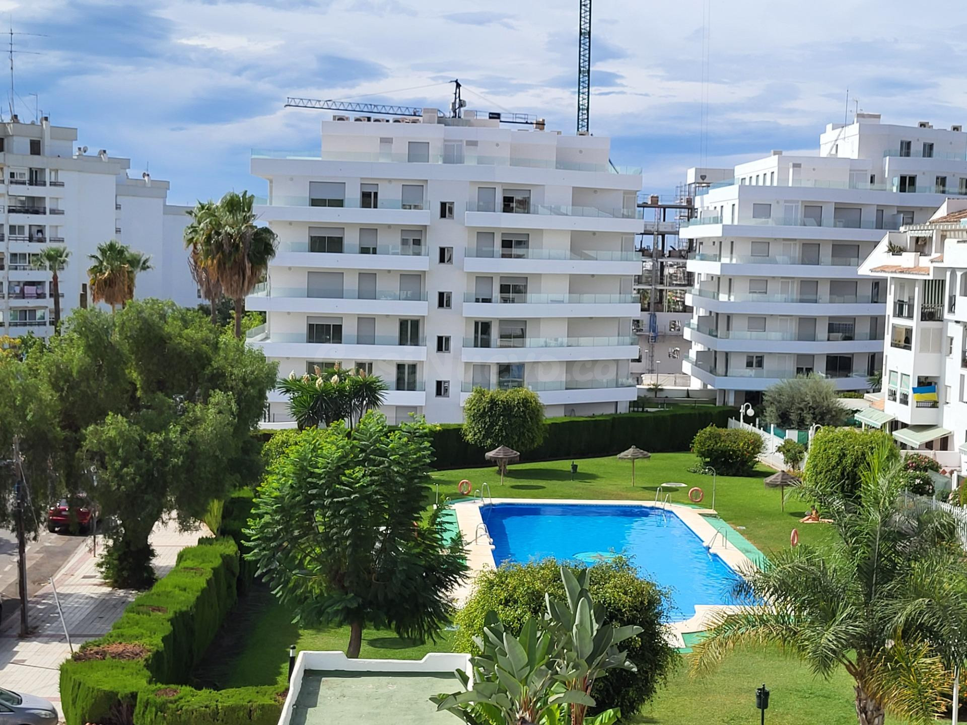 Fantástico apartamento de dos amplias habitaciones y dos bañ - foto 4