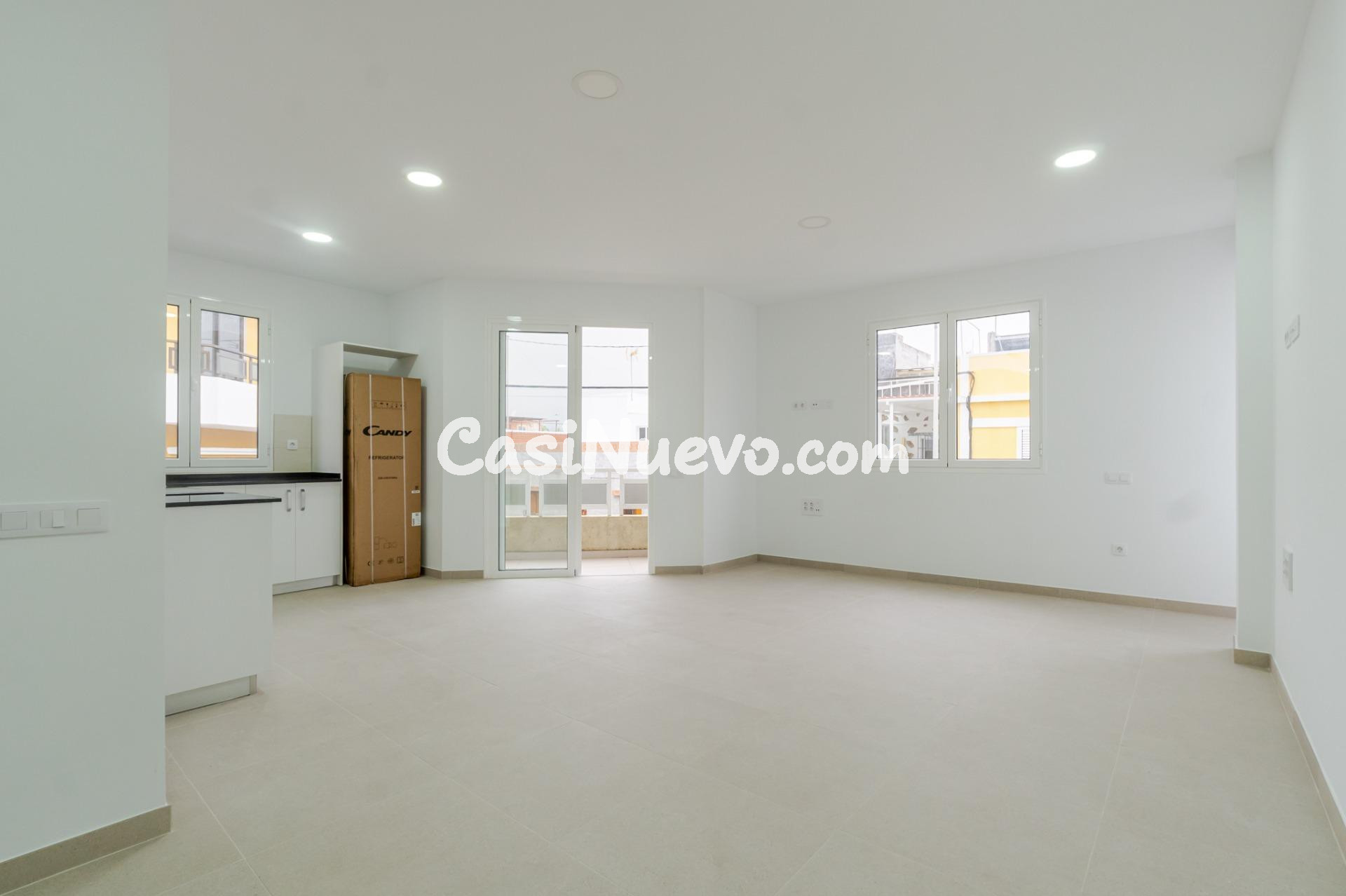 Vivienda reformada a estrenar con azotea privada en Carreter - foto 5