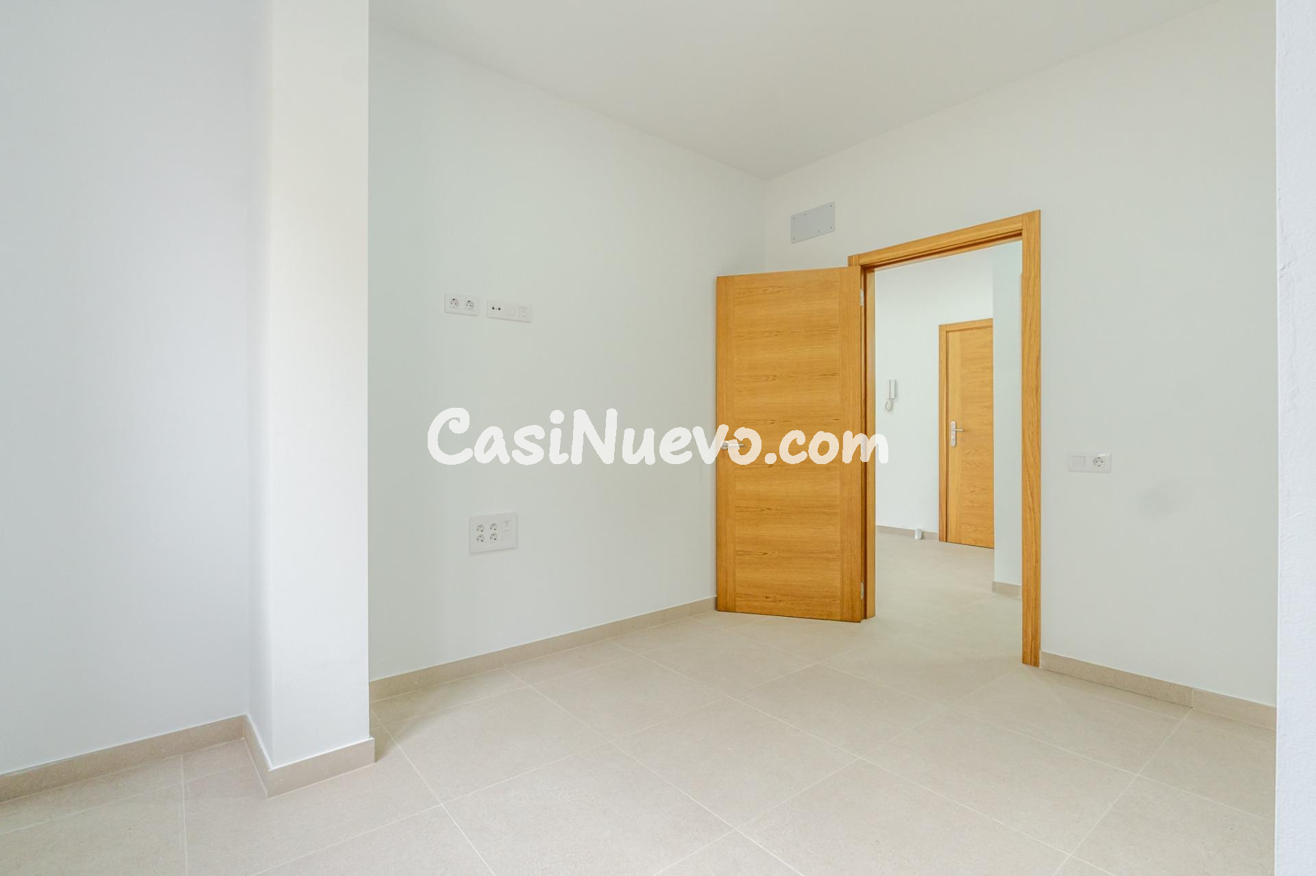 Vivienda reformada a estrenar con azotea privada en Carreter - foto 11