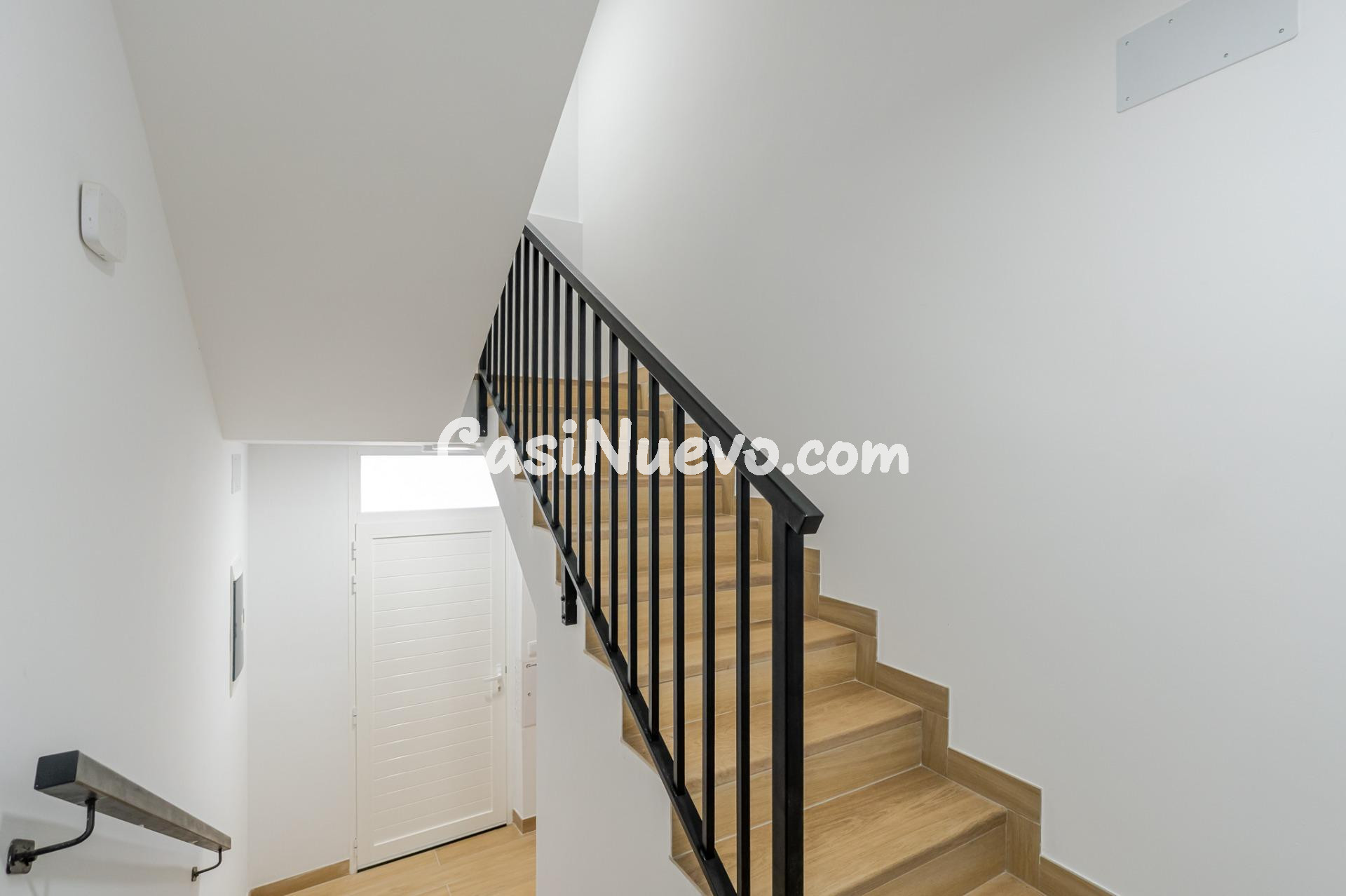 Vivienda reformada a estrenar con azotea privada en Carreter - foto 24