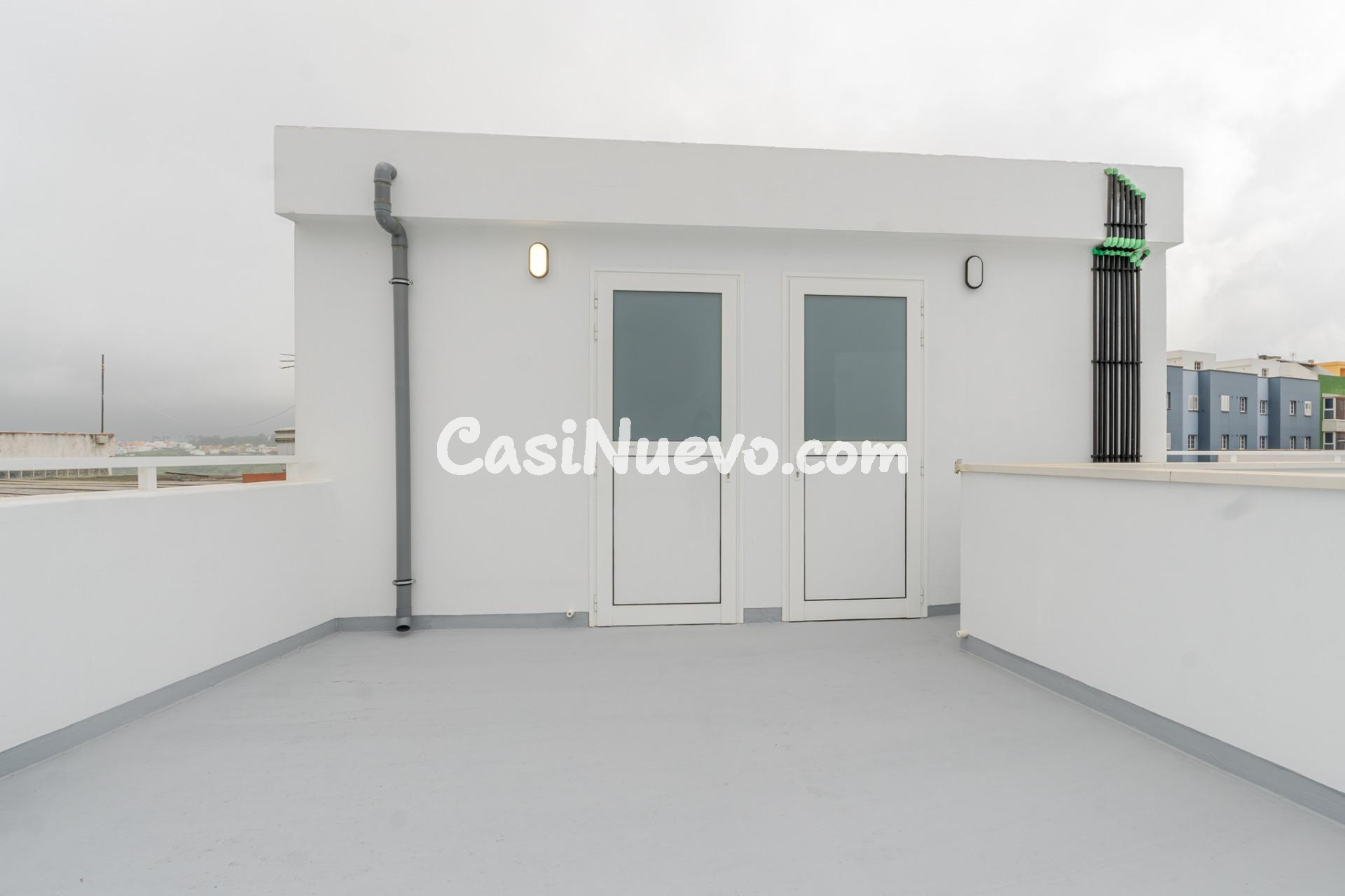 Vivienda reformada a estrenar con azotea privada en Carreter - foto 27