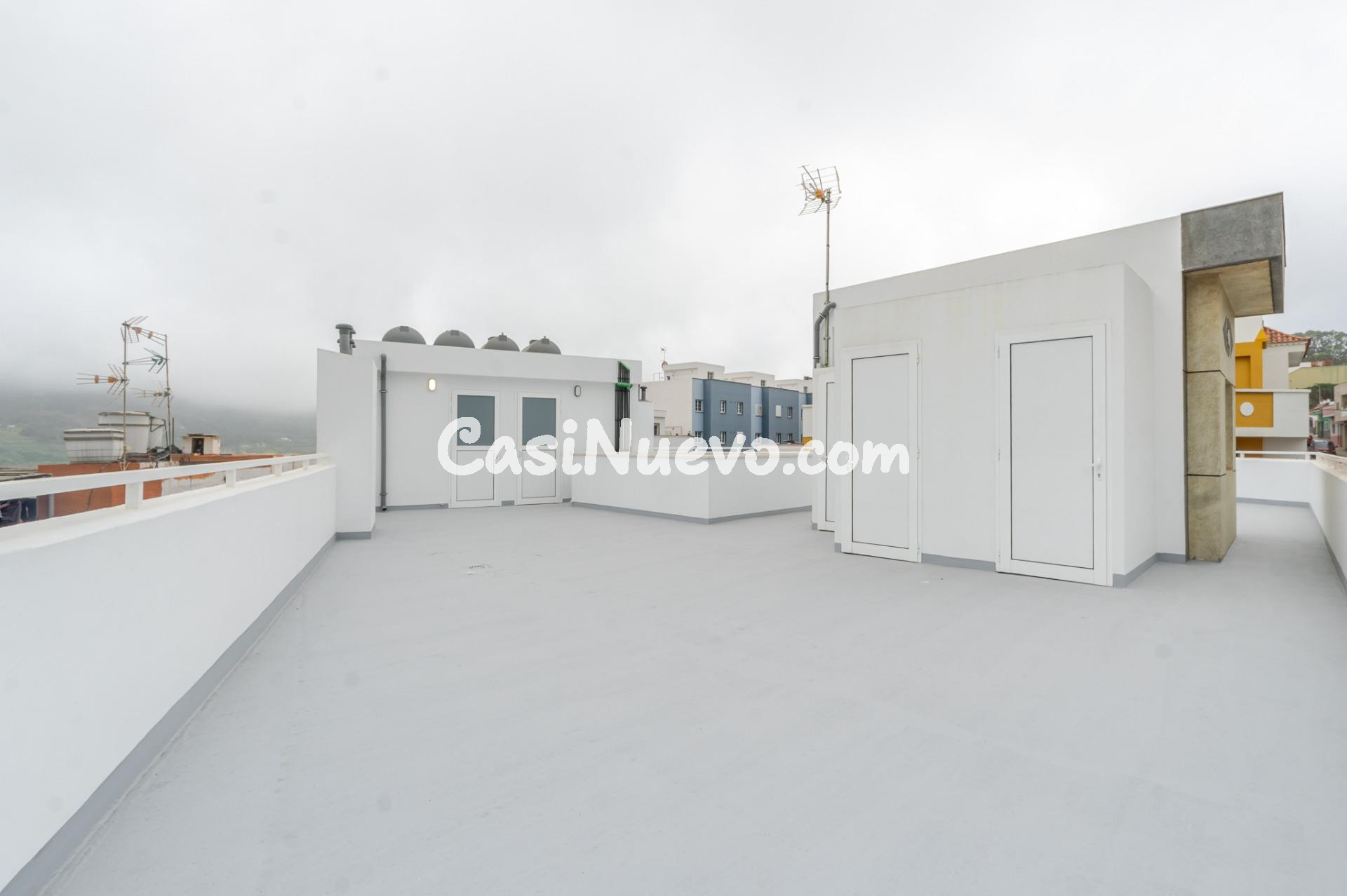 Vivienda reformada a estrenar con azotea privada en Carreter - foto 28