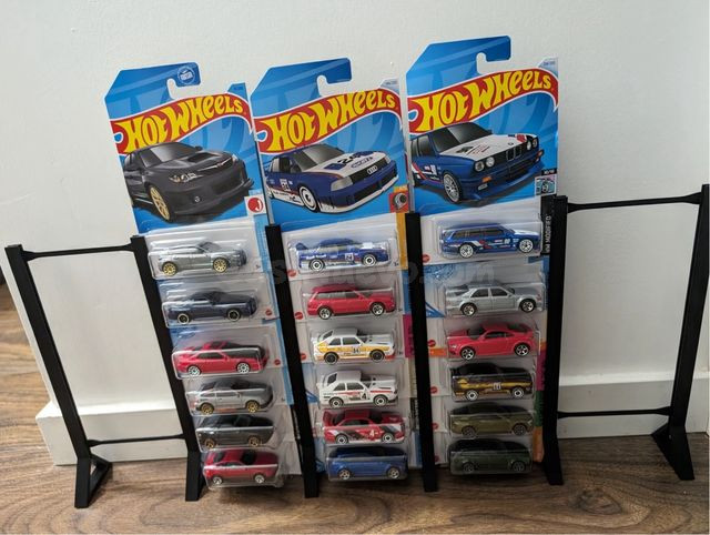 Stand Sencillo y Modular para Hot Wheels  ¡Organiza tu Colección!