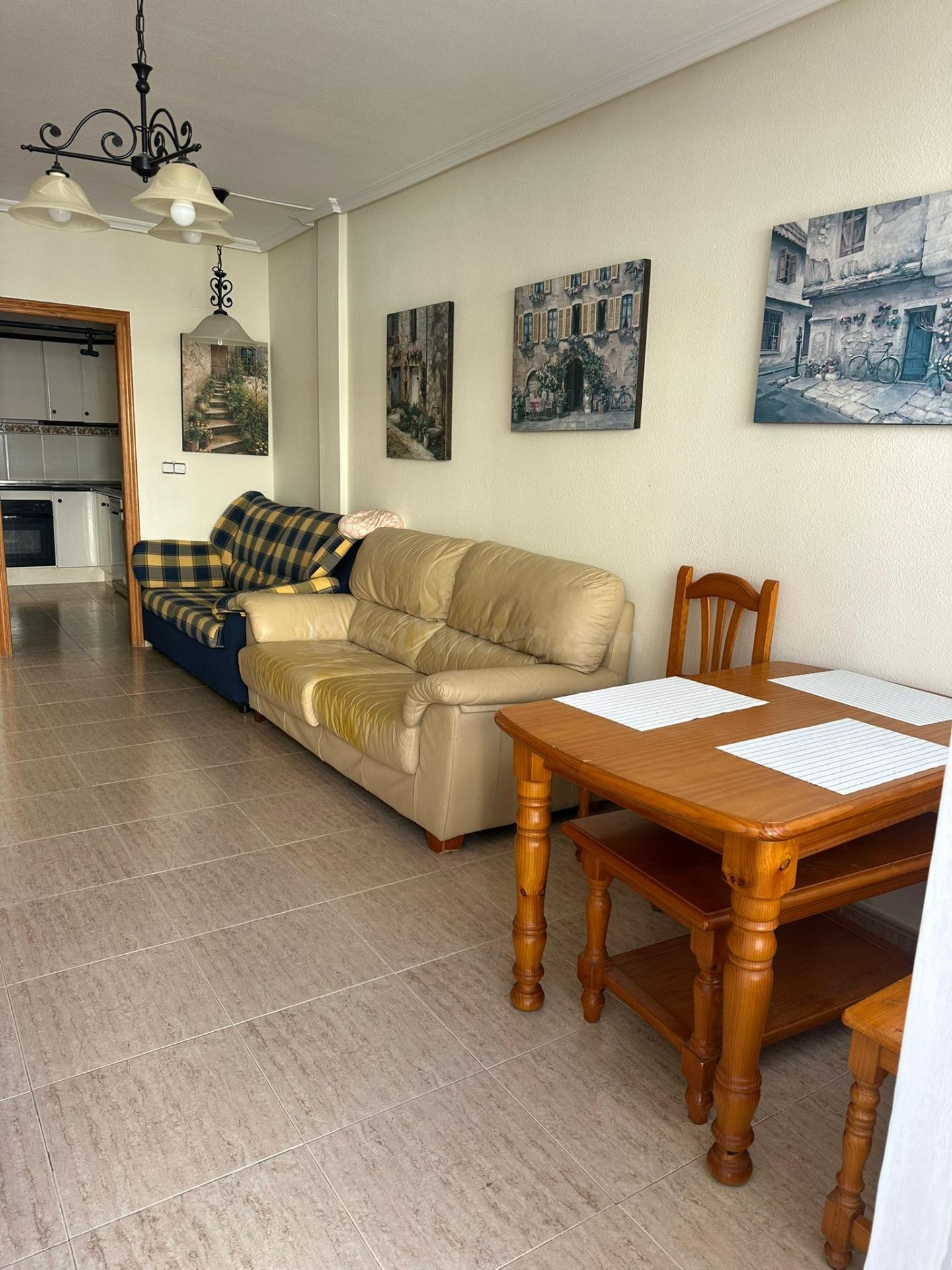 Acogedor dúplex de 3 dormitorios en Aguamarina - Orihuela Co - foto 3