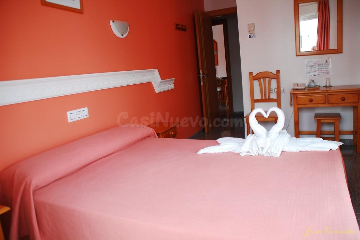 Oportunidad Única de Inversión: Hotel en el Corazón de Salob - foto 2
