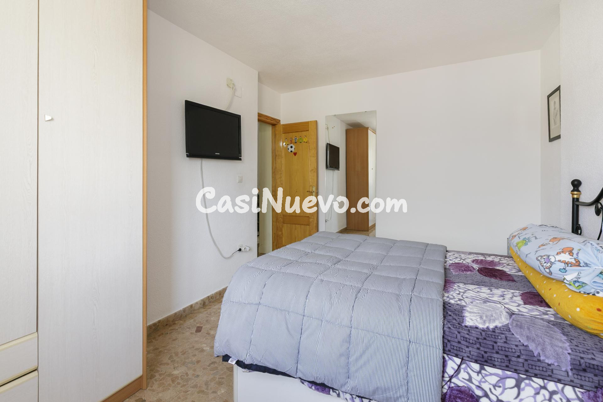 Amplia casa adosada con piscina privada - foto 14