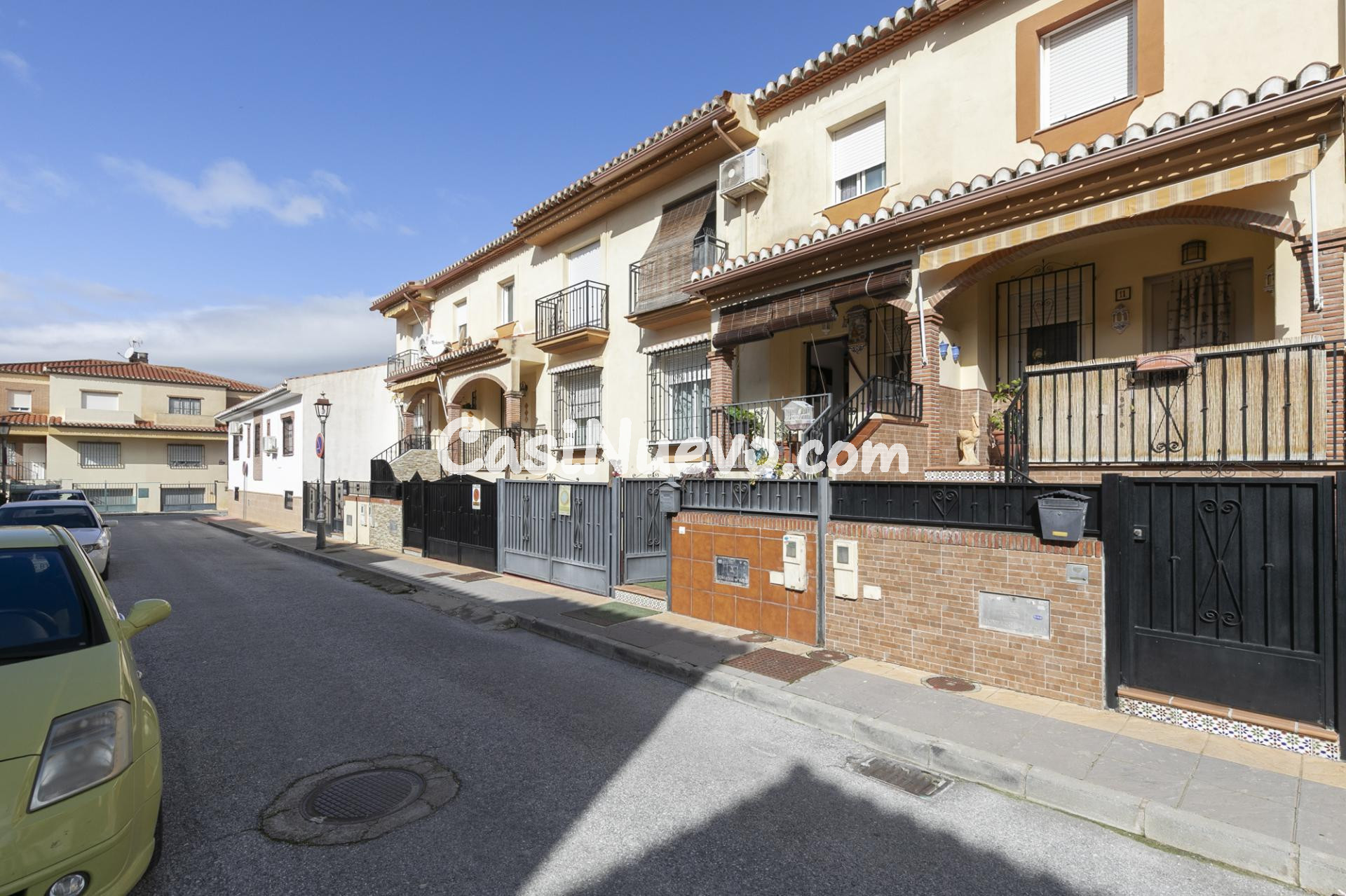 Amplia casa adosada con piscina privada - foto 27