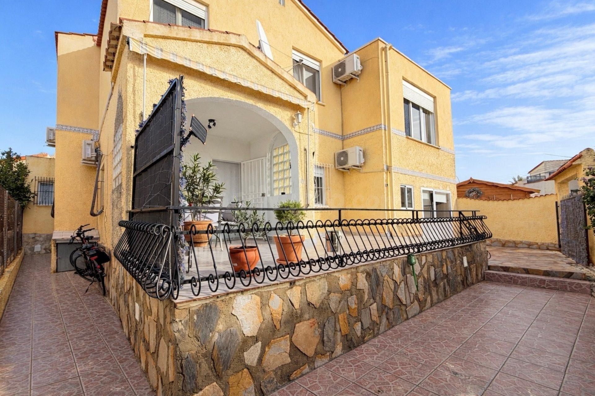 Villa Mod Rosa con Apartamento La Marina /San Fulgencio