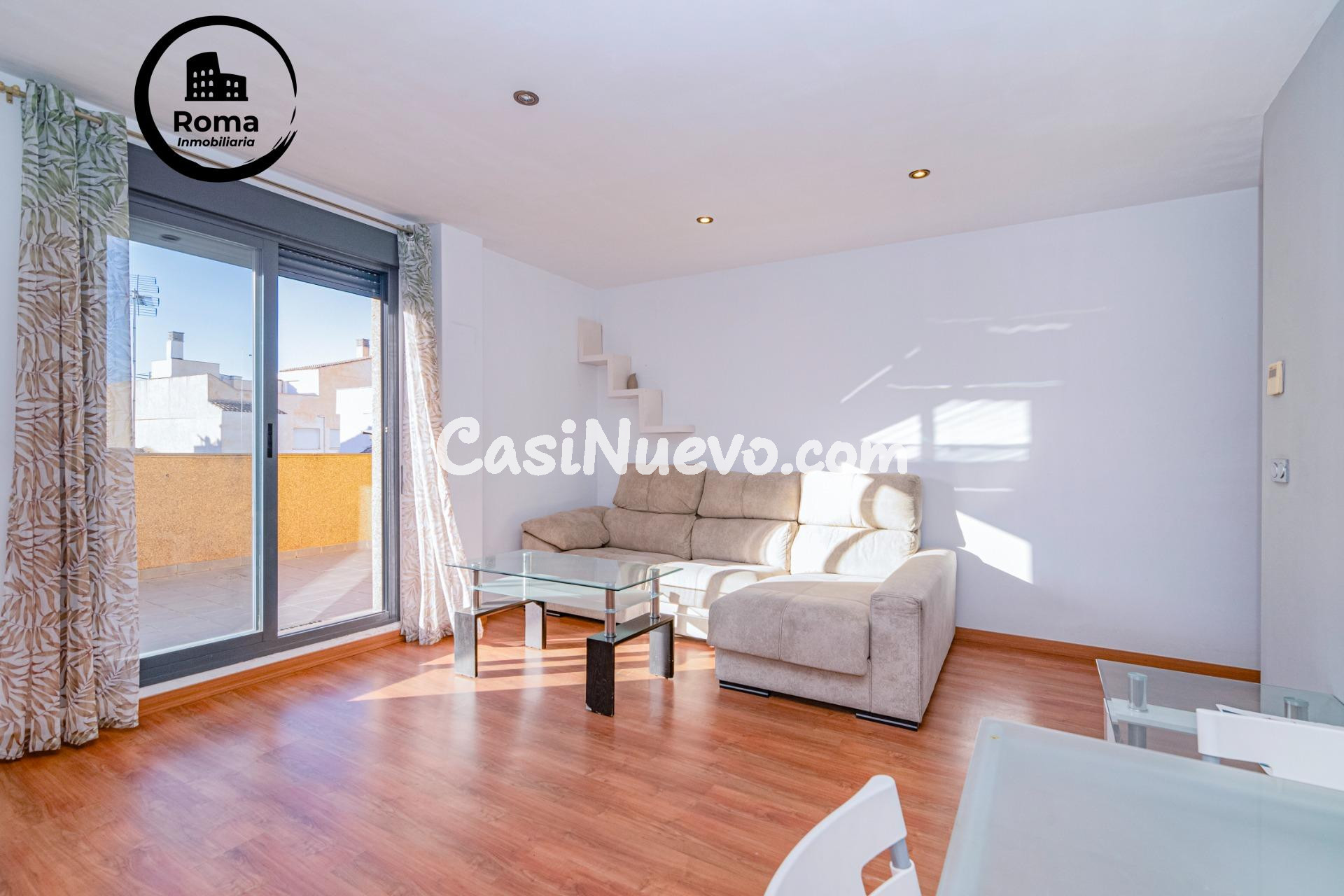 Ático espectacular con amplia terraza, en el centro de Armil - foto 3