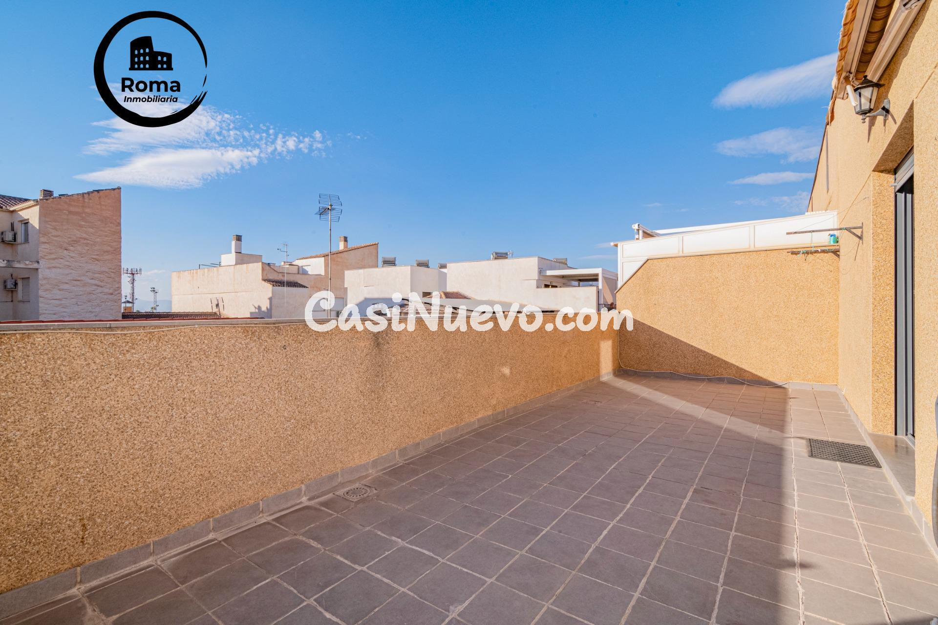 Ático espectacular con amplia terraza, en el centro de Armil - foto 7