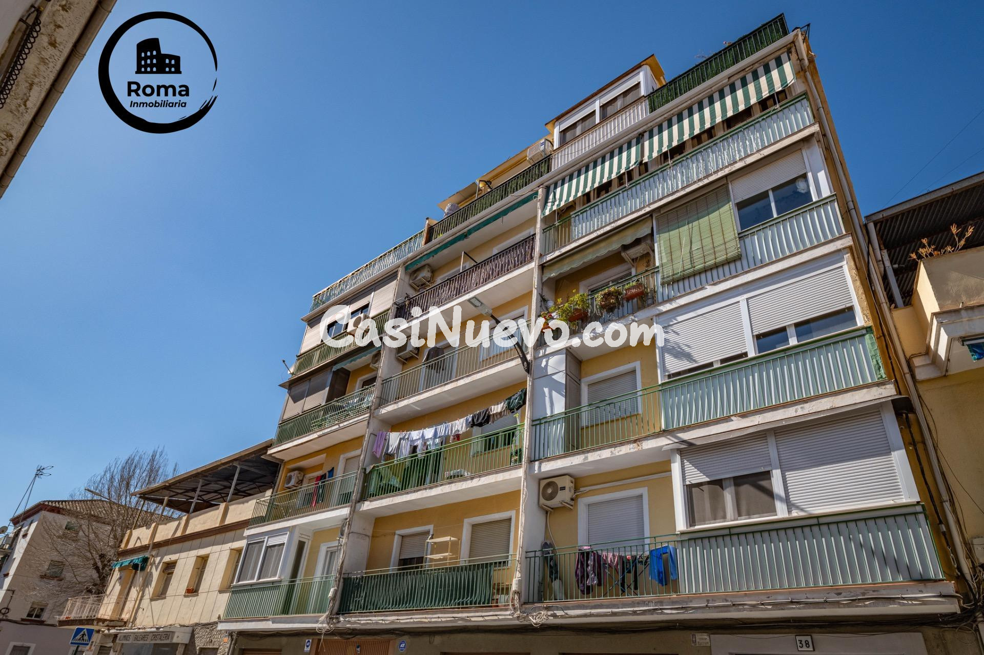 Piso con gran potencial en el Zaidín, junto al PTS – Granada - foto 3