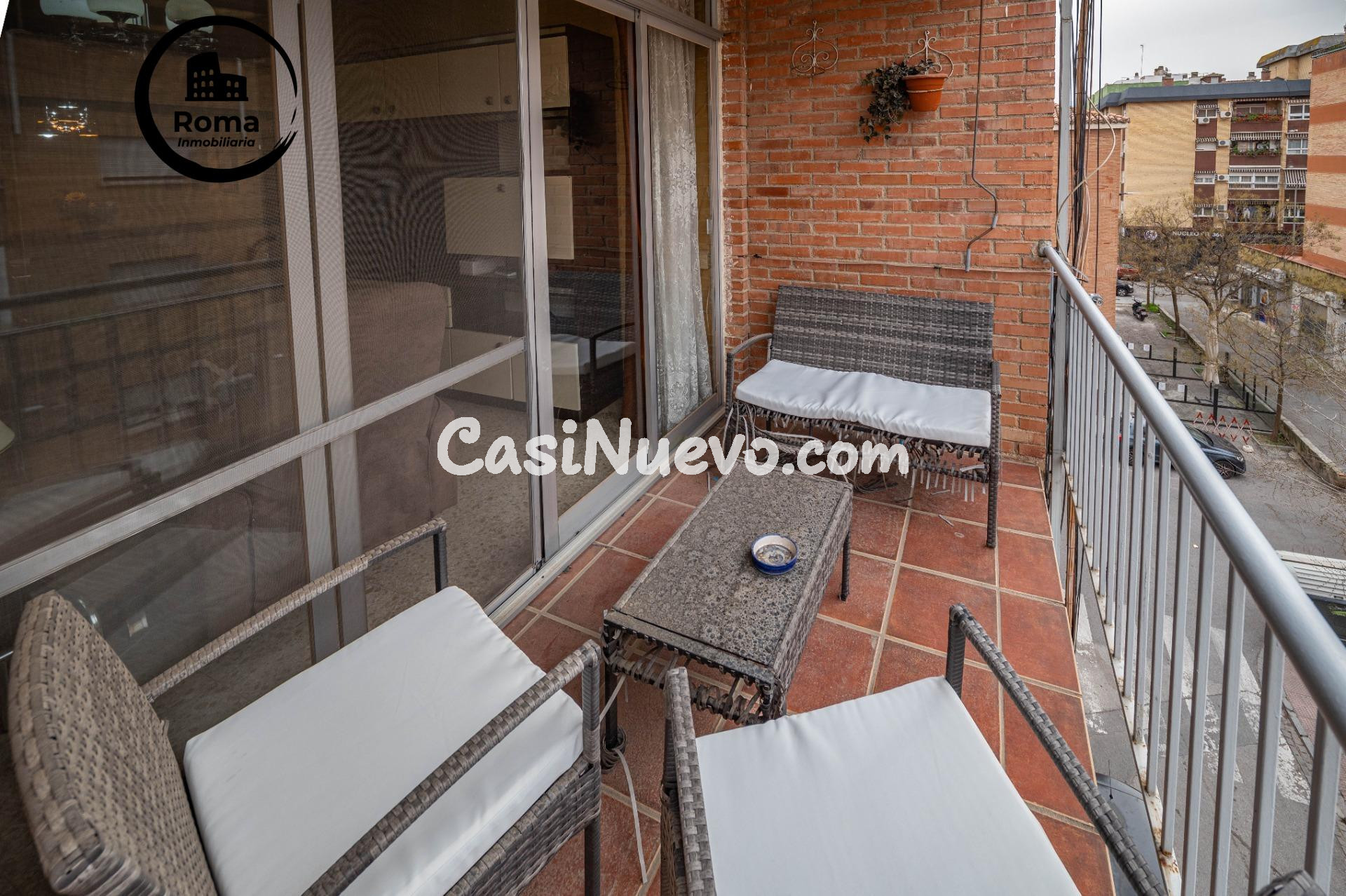 Luminoso piso exterior con terraza junto a Avenida de Dílar  - foto 16