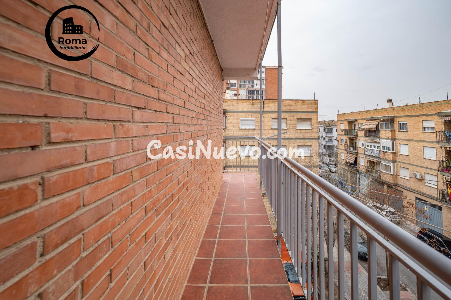 Luminoso piso exterior con terraza junto a Avenida de Dílar  - foto 18