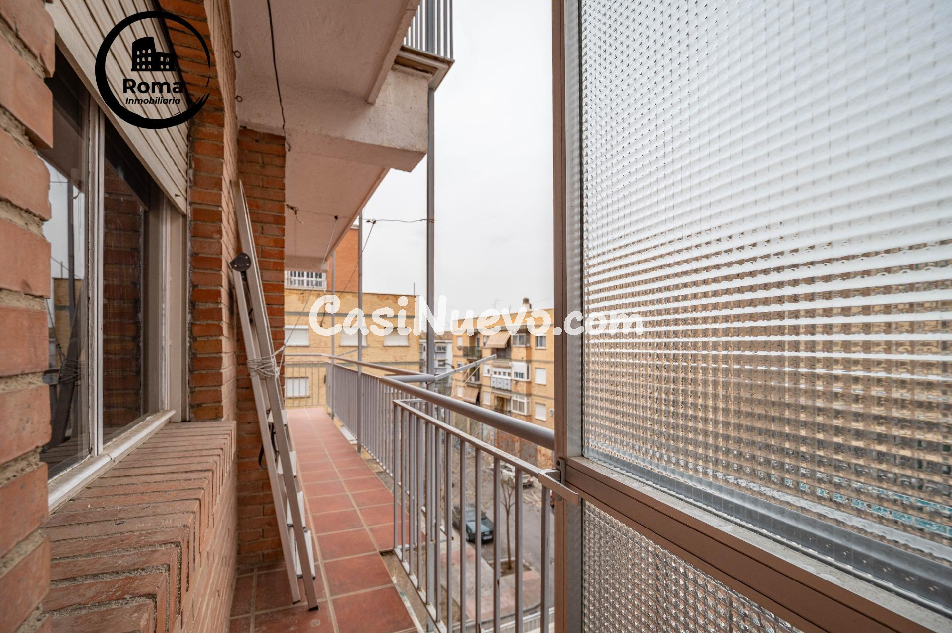 Luminoso piso exterior con terraza junto a Avenida de Dílar  - foto 23