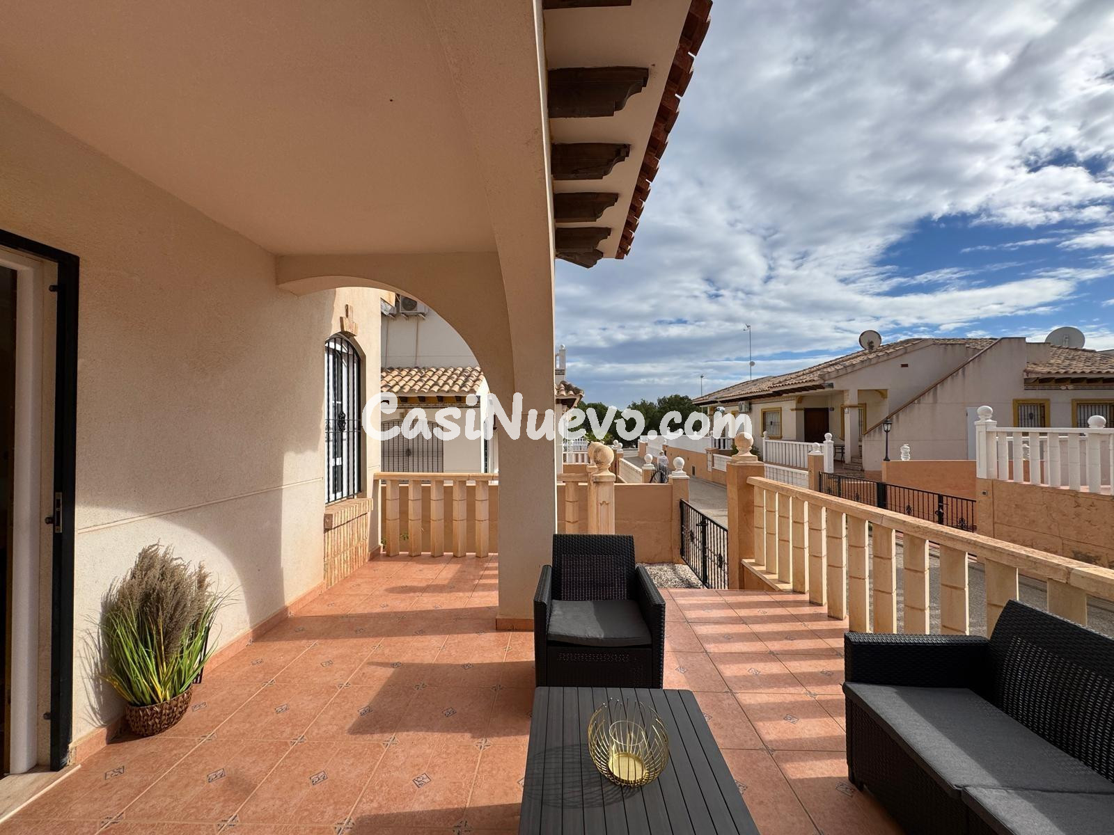 REFORMADO ADOSADO EN CABO ROIG CON PARKING+TRASTERO Y PISCIN - foto 5