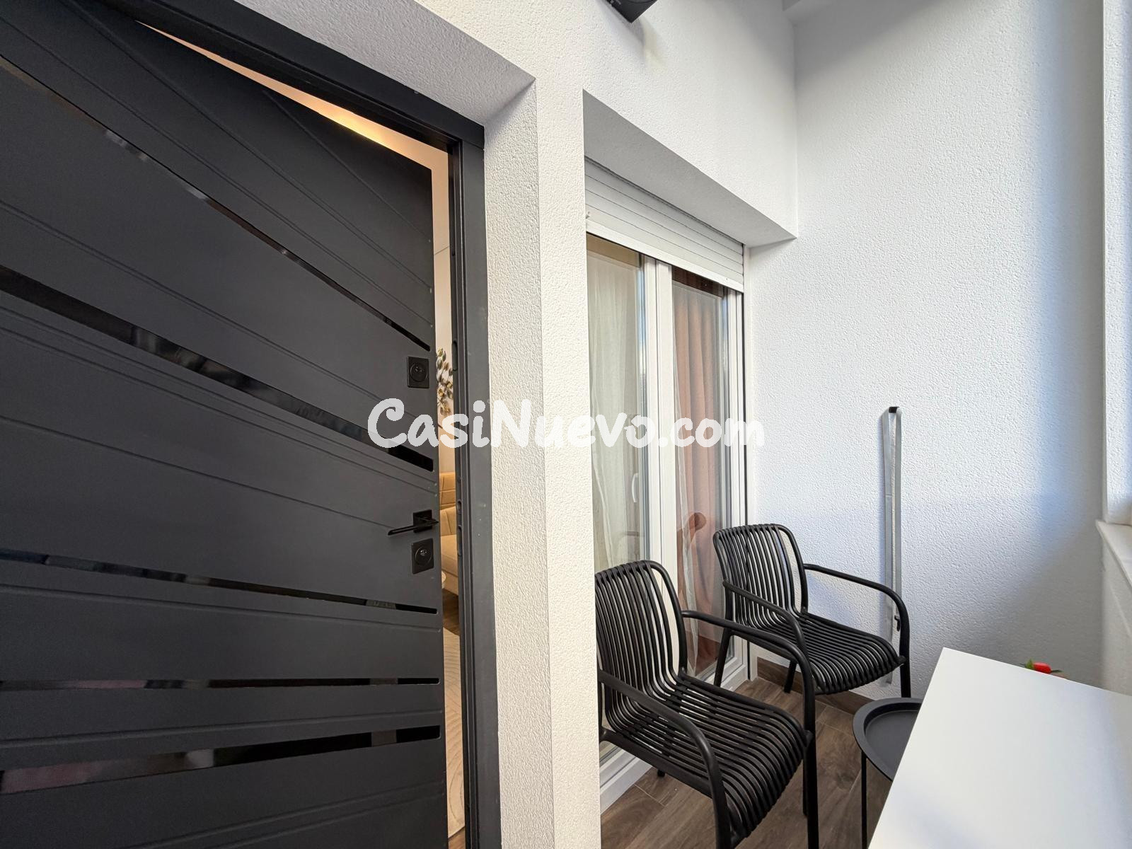 APARTAMENTO TOTALMENTE REFORMADO A 200 METROS DEL PUERTO DE  - foto 19