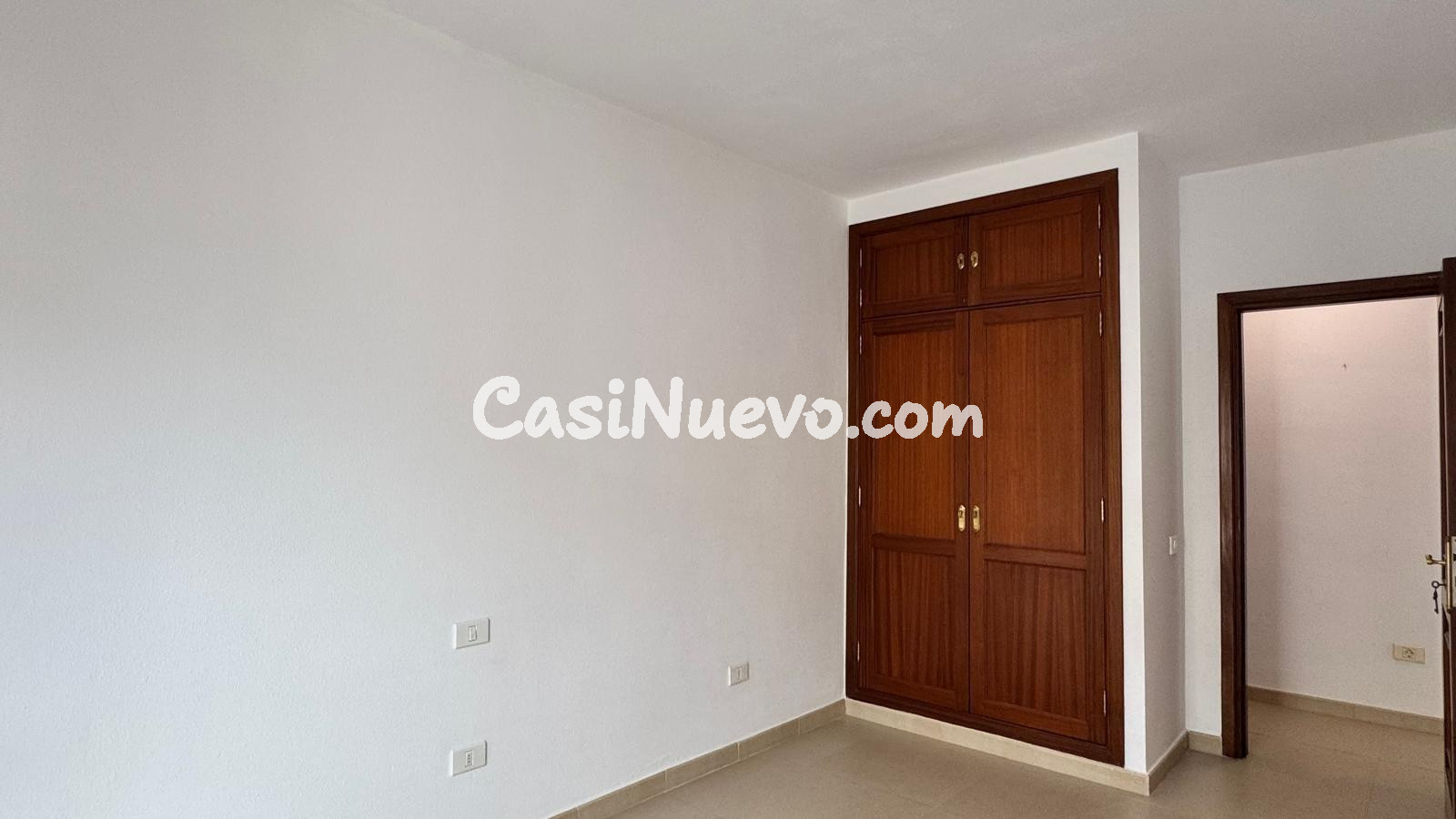 Piso exterior y luminoso en Vegueta de 2 dormitorios con gar - foto 9