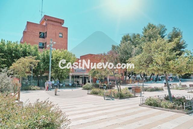 PISO ALTO CON ASCENSOR, EXTERIOR Y MUY LUMINOSO, CON BALCÓN  - foto 32