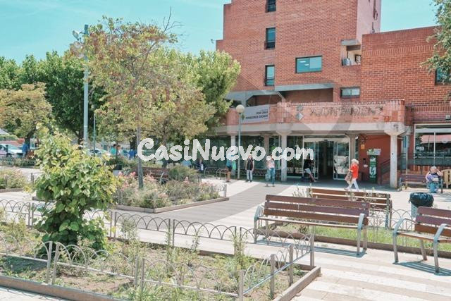 PISO ALTO CON ASCENSOR, EXTERIOR Y MUY LUMINOSO, CON BALCÓN  - foto 33