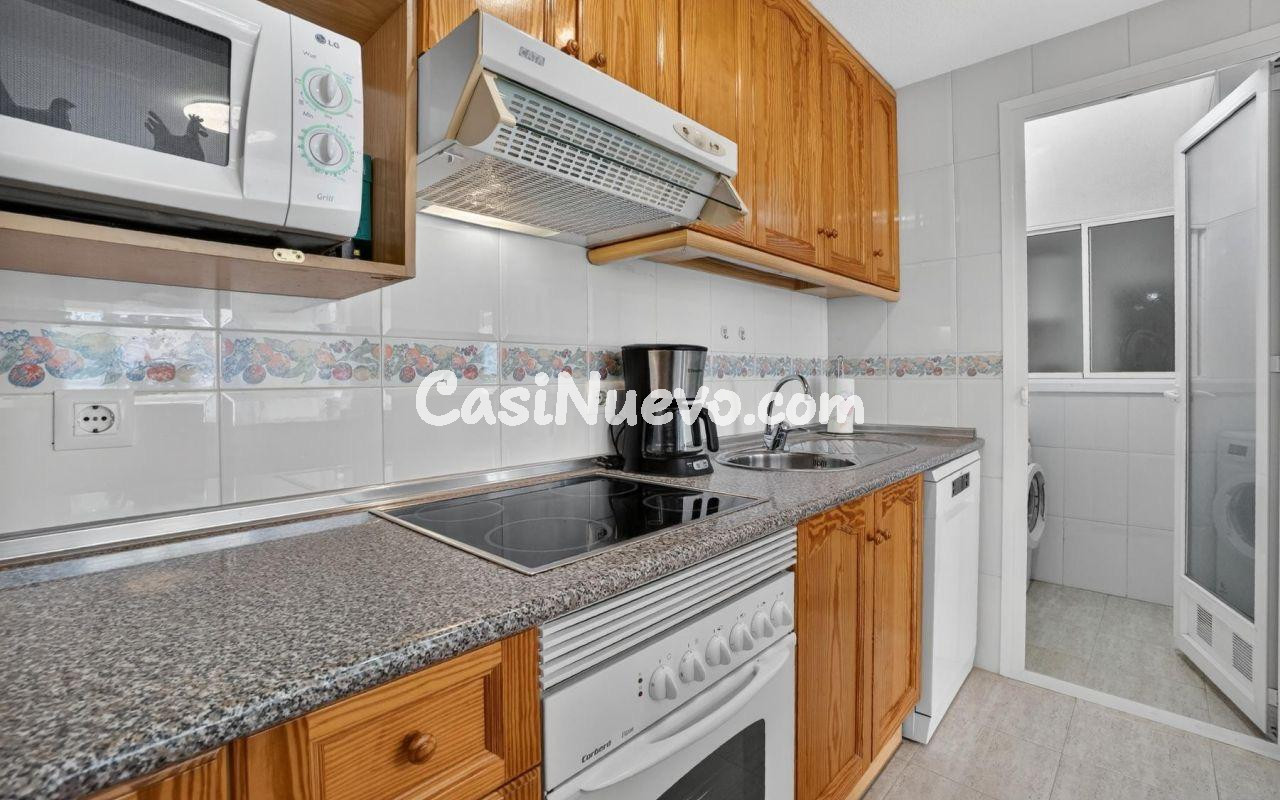 Dúplex en Planta Alta en Orihuela Costa con Gran Solárium y  - foto 11