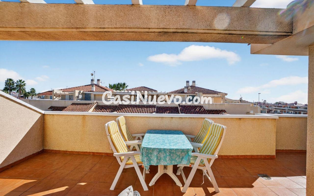 Dúplex en Planta Alta en Orihuela Costa con Gran Solárium y  - foto 25