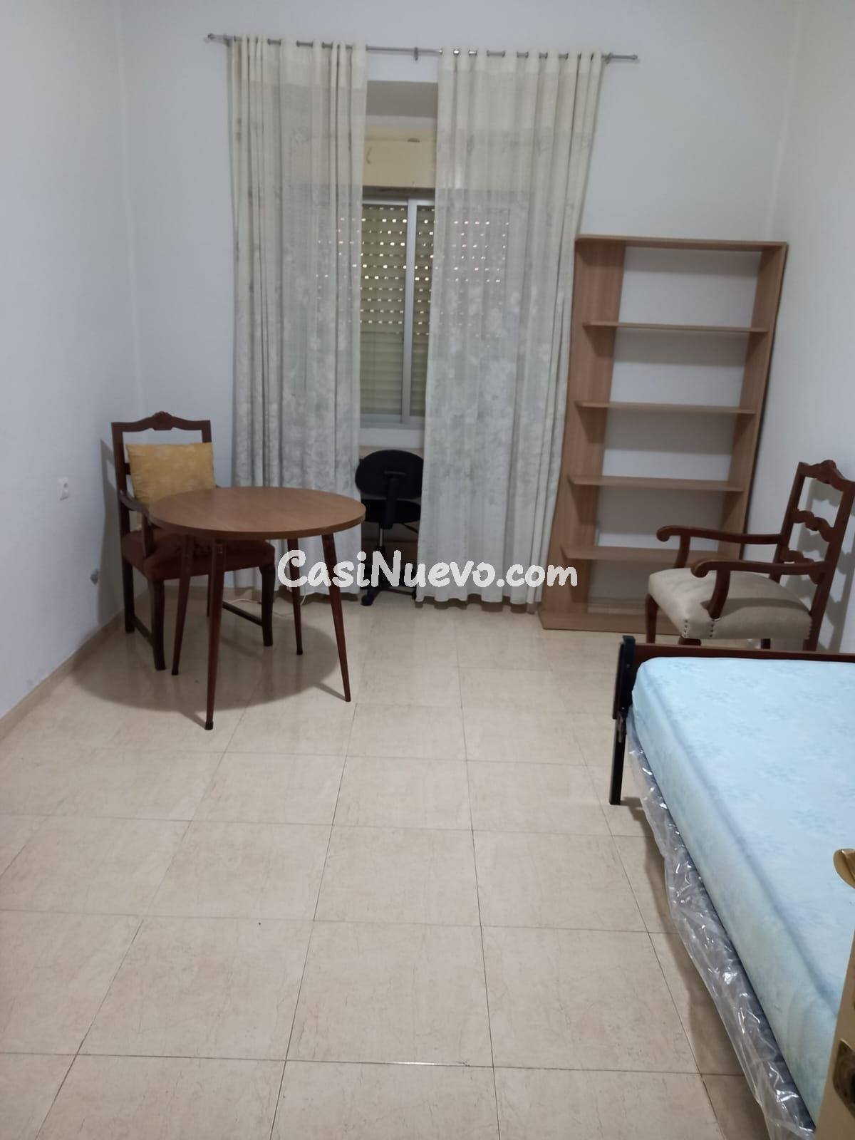 PISO SOLO ESTUDIANTES JUNTO estación DE TREN - foto 7