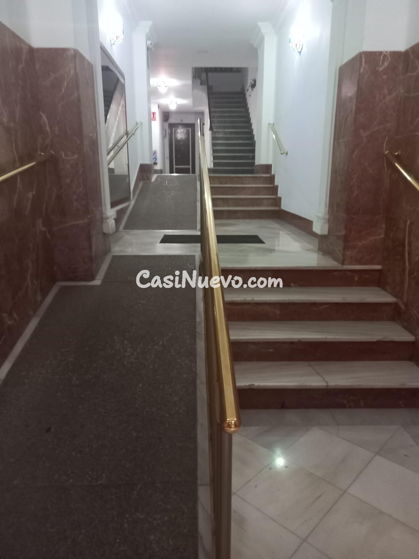 PISO SOLO ESTUDIANTES JUNTO estación DE TREN - foto 17