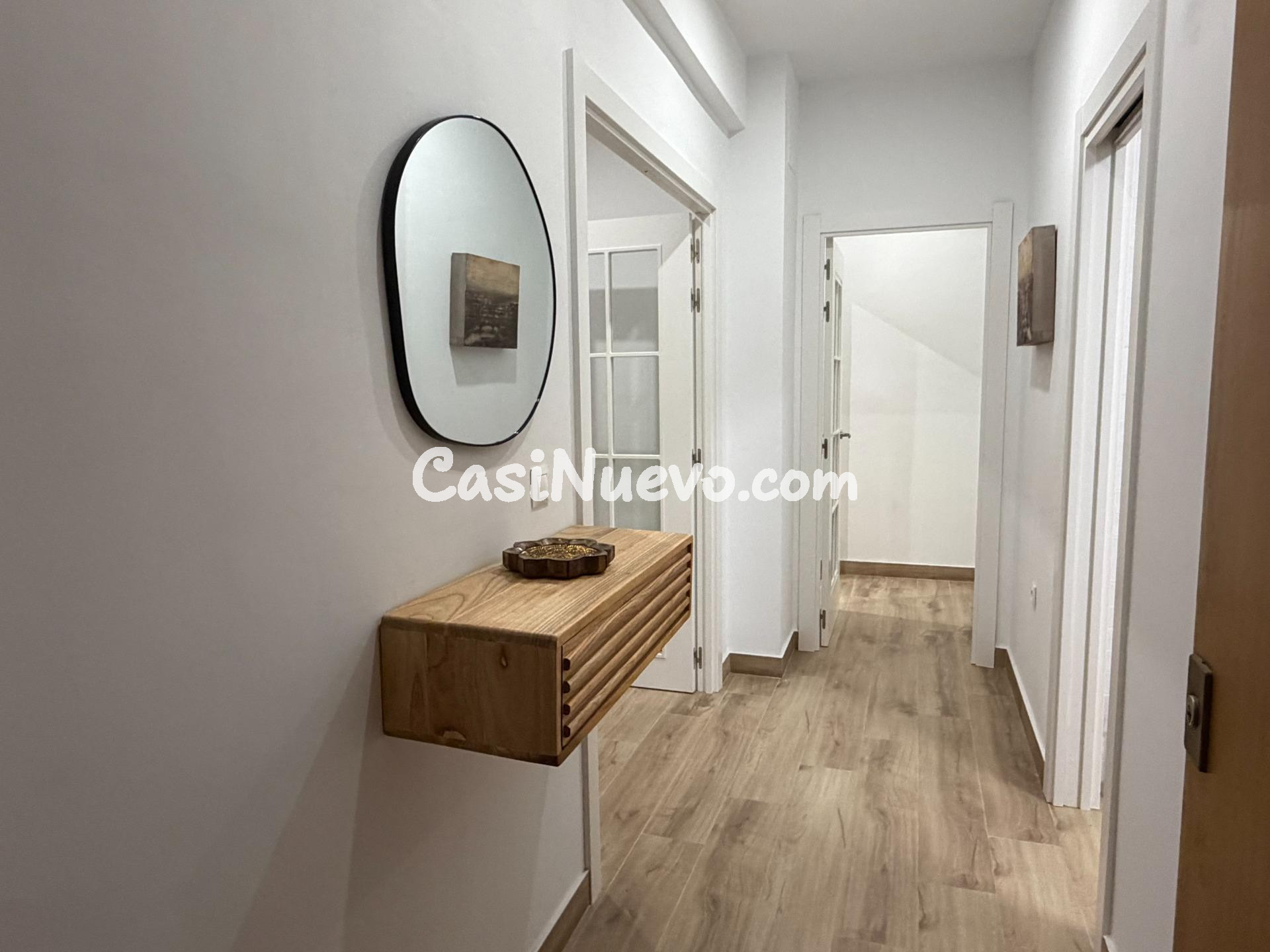 Piso amplio de 124 m2 recién reformado y amueblado a estrena - foto 4